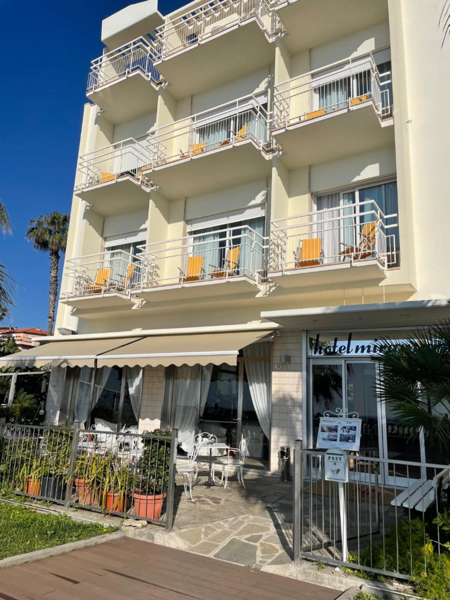 Hotel Miramare Diano Marina Luaran gambar