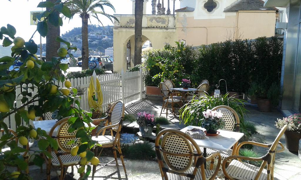 Hotel Miramare Diano Marina Luaran gambar