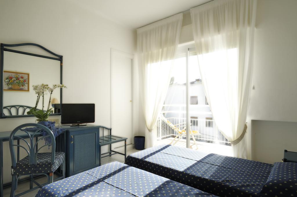Hotel Miramare Diano Marina Luaran gambar