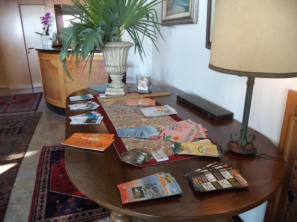 Hotel Miramare Diano Marina Luaran gambar