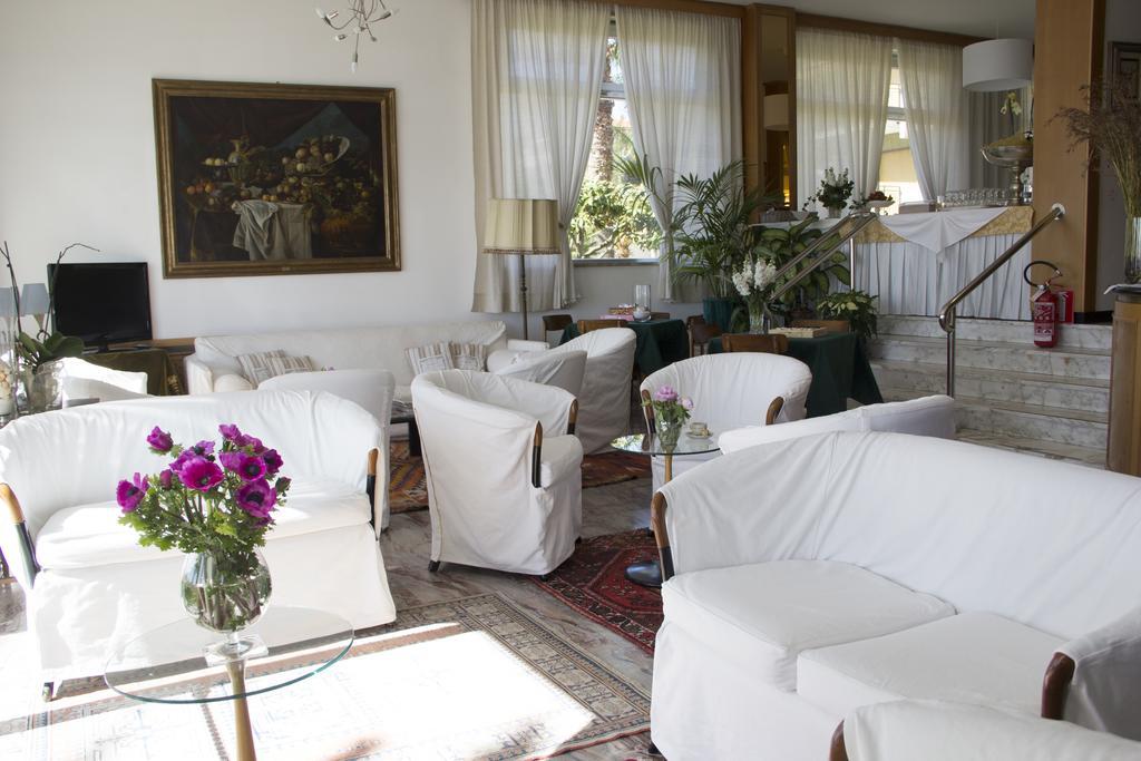 Hotel Miramare Diano Marina Luaran gambar